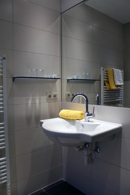 Appartements Zerzer Ried im Oberinntal Zimmer foto