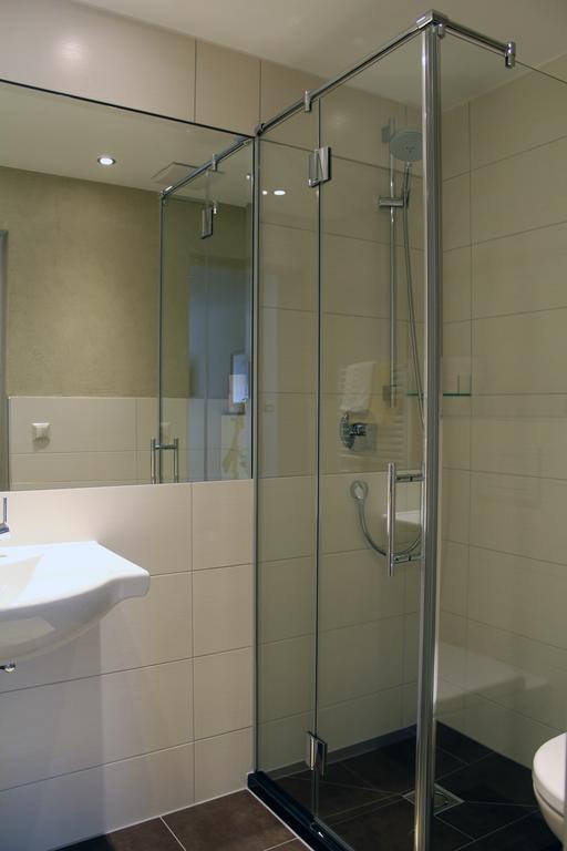 Appartements Zerzer Ried im Oberinntal Zimmer foto